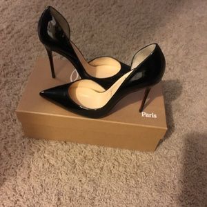 Christian Louboutin black patent heels 37